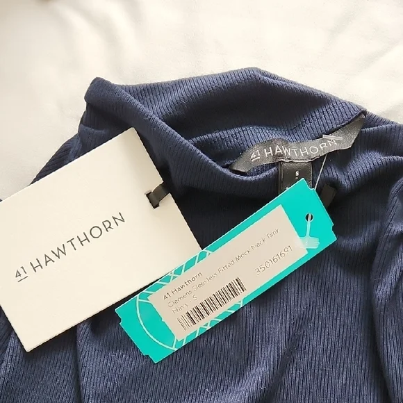 Sleeveless Navy Mock Tank Top - Picture 2 of 8